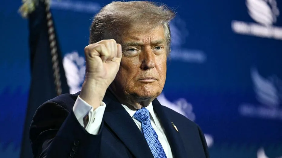 Trump Criticizes Democratic Party's "Godless Communists," Warns of Urban Decline from Socialist Policies