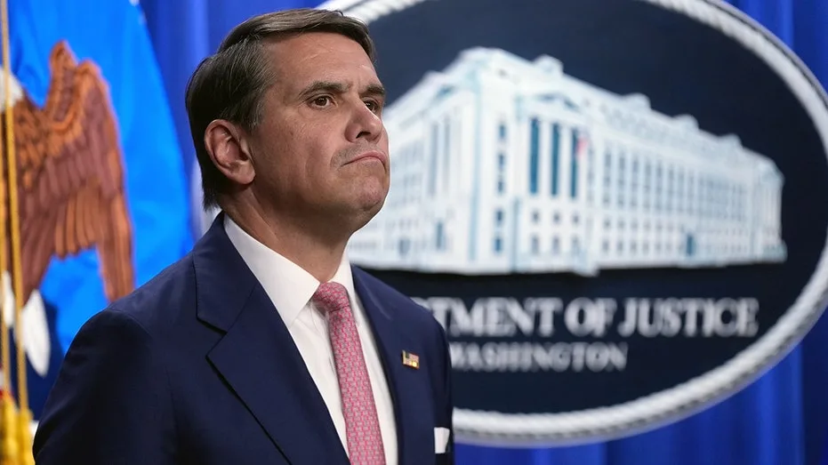 Federal Judge's Disciplinary Referrals for Trump Lawyers Ignite Wide Legal Profession Debate