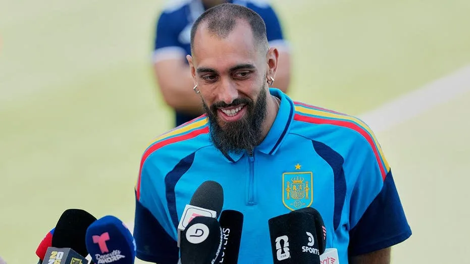 Spanish Goalkeeper Borja Iglesias Expresses Reluctance to Shake President Trump's Hand Post-World Cup Final