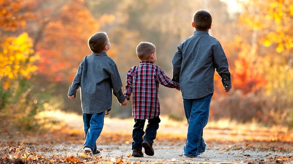 Extensive Study Links Birth Order to 150 Health Conditions Among Siblings